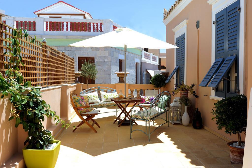 Arhontiko Ermoupolis Hotel Exterior photo
